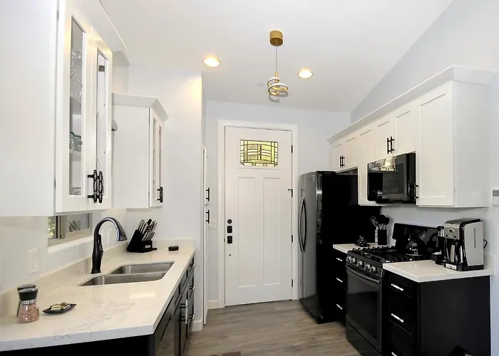 Cathedral Casita At Cathedral Hideaway Llc